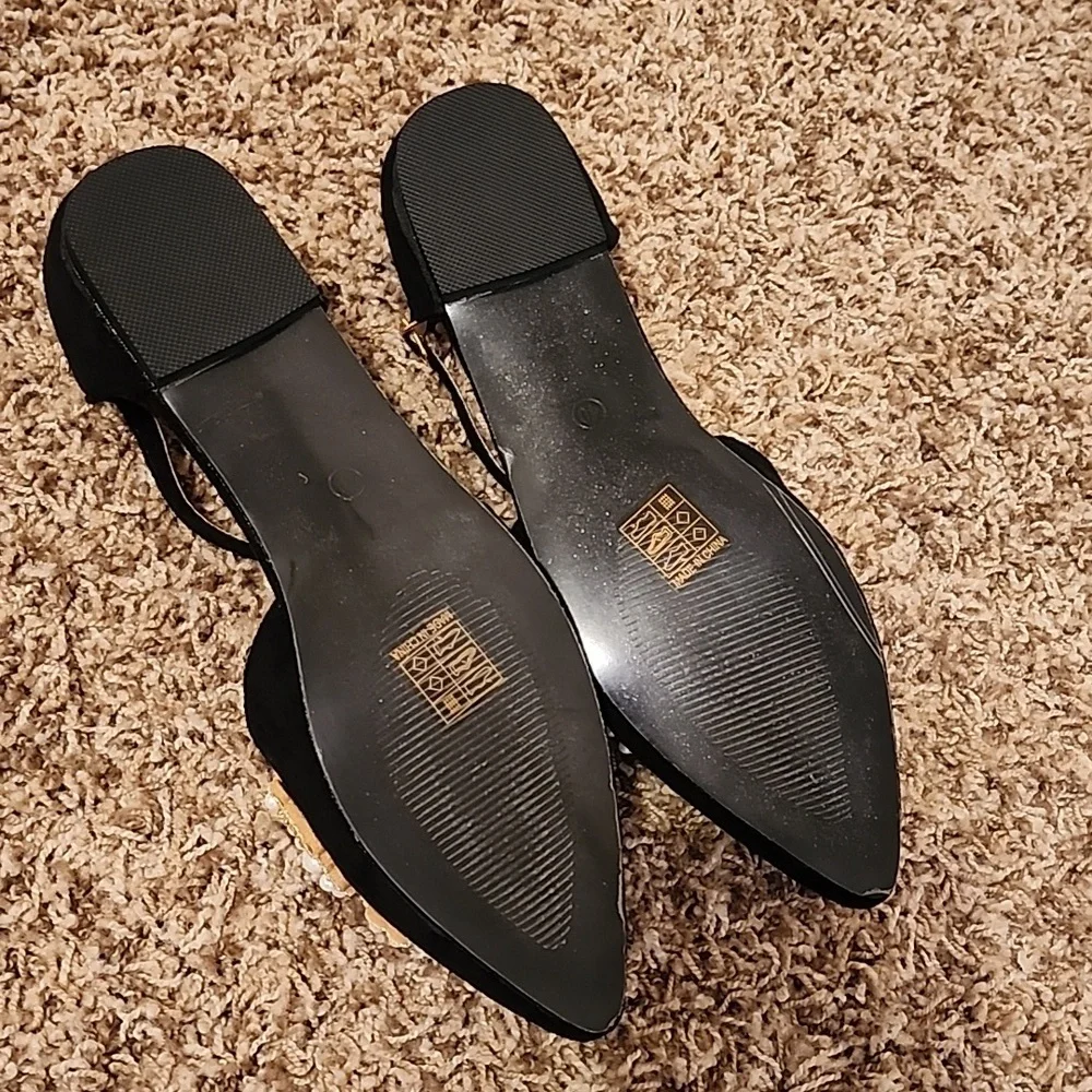 Shoes - Picture 3 of 3